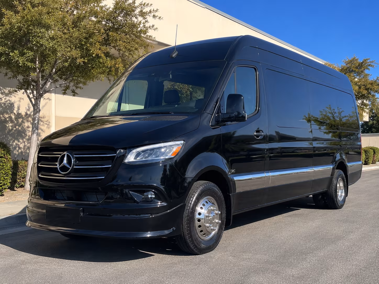 Boston Airport Shuttle & Transportation onboard seating