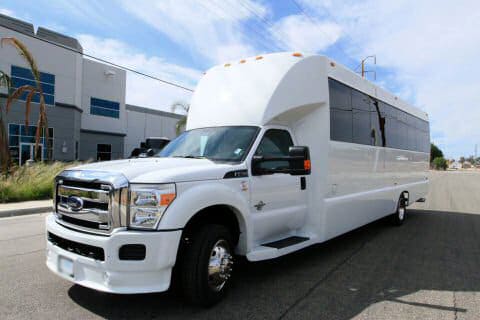Somerville 25 Passenger Limo bus