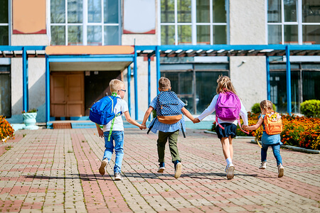 School Field Trip Bus Rentals in Lowell